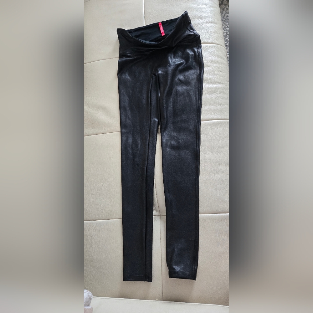 SPANX BY SARA BLAKELY LEGGINGS
